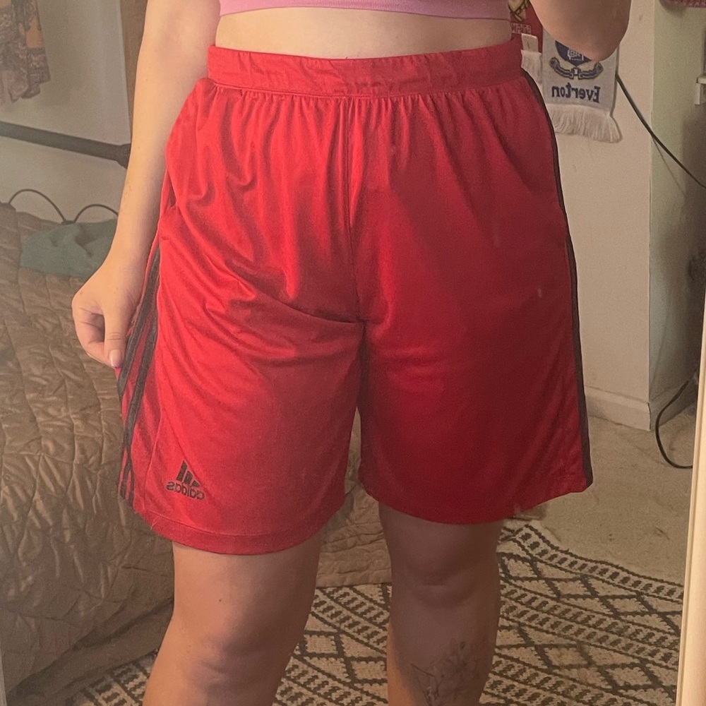 Adidas basketball shorts with pockets - Picture 2 of 6
